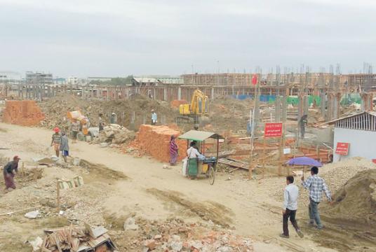 ဒီဇင်ဘာ ၂၉ ရက်က နေပြည်တော်ရှိ မြန်မာအပြည်ပြည်ဆိုင်ရာ ကွန်ဗင်းရှင်း ဗဟိုဌာန အမှတ်(၂)၌ ကျင်းပသည့် ကရင်အမျိုးသားနှစ်သစ်ကူးနေ့ အခမ်းအနားတွင် နိုင်ငံတော်၏ အတိုင်ပင်ခံပုဂ္ဂိုလ် ဒေါ်အောင်ဆန်းစုကြည် နှစ်သစ်ကူးမိန့်ခွန်း ပြောကြားစဉ် (ဓာတ်ပုံ-ဇေယျာထွန်း)