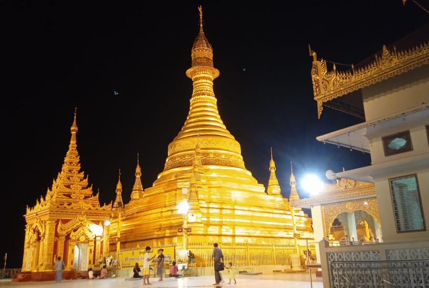 ■ ပုံစာ - မကွေး မြသလွန်စေတီတော်မြတ်ကြီး ဗုဒ္ဓပုဇနိယပွဲတော်အတွင်း ညပိုင်းမြင်ကွင်းများ